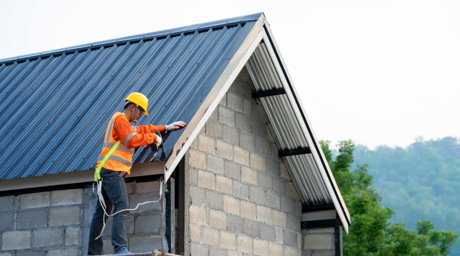 Professional New roof installation in Morning View, KY